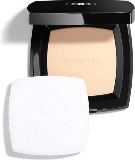 chanel poudre universelle compacte natural finish pressed powder swatches|Poudre Universelle Compacte Natural Finish Pressed Powder.